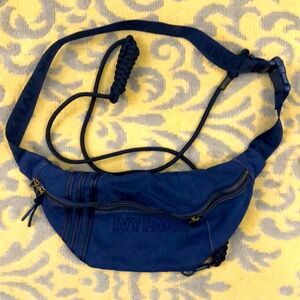 Adidas x Ivy Park Waist-bag Blue jean.